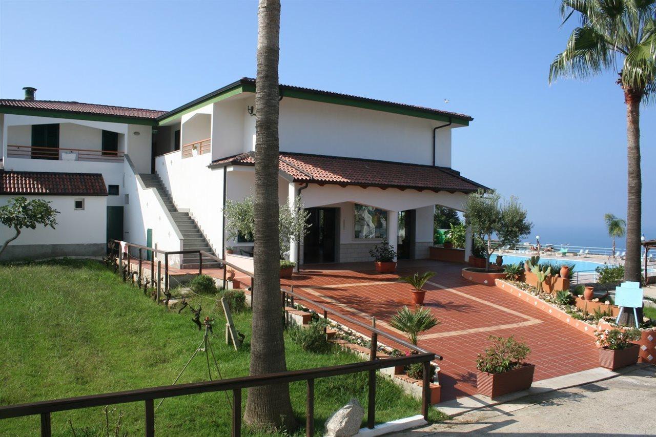Hotel Residence Santa Monica Ricadi Esterno foto